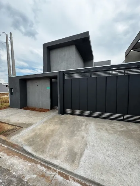 Alugar Casa / Padr&atilde;o em S&atilde;o Jos&eacute; do Rio Preto. apenas R$ 650.000,00
