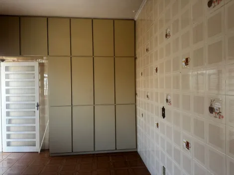 Alugar Casa / Padr&atilde;o em S&atilde;o Jos&eacute; do Rio Preto R$ 4.800,00 - Foto 4