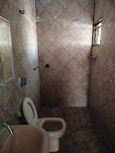 Alugar Casa / Padr&atilde;o em S&atilde;o Jos&eacute; do Rio Preto R$ 1.250,00 - Foto 15