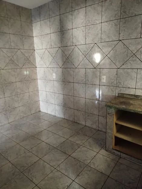 Alugar Casa / Padr&atilde;o em S&atilde;o Jos&eacute; do Rio Preto R$ 1.250,00 - Foto 8