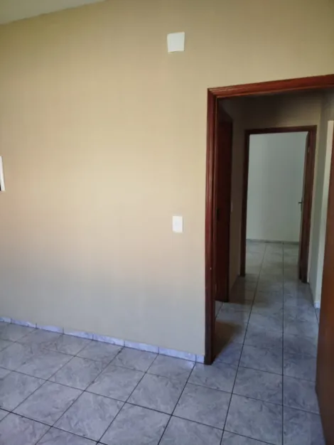 Alugar Casa / Padr&atilde;o em S&atilde;o Jos&eacute; do Rio Preto R$ 1.250,00 - Foto 5