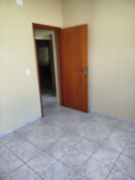 Alugar Casa / Padr&atilde;o em S&atilde;o Jos&eacute; do Rio Preto R$ 1.250,00 - Foto 10