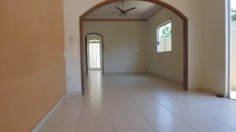 Alugar Casa / Padr&atilde;o em S&atilde;o Jos&eacute; do Rio Preto. apenas R$ 3.000,00