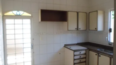 Alugar Casa / Padr&atilde;o em S&atilde;o Jos&eacute; do Rio Preto R$ 3.000,00 - Foto 4