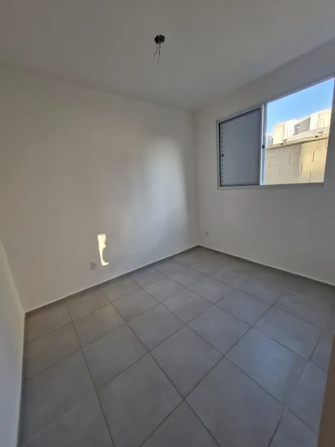 Alugar Apartamento / Padr&atilde;o em S&atilde;o Jos&eacute; do Rio Preto R$ 900,00 - Foto 3