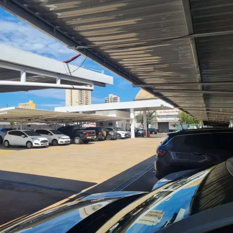 Comprar Terreno / &Aacute;rea em Ara&ccedil;atuba R$ 2.400.000,00 - Foto 11