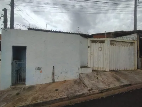 Alugar Casa / Padr&atilde;o em S&atilde;o Jos&eacute; do Rio Preto. apenas R$ 240.000,00