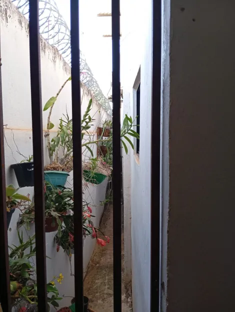 Comprar Casa / Padr&atilde;o em S&atilde;o Jos&eacute; do Rio Preto R$ 400.000,00 - Foto 6