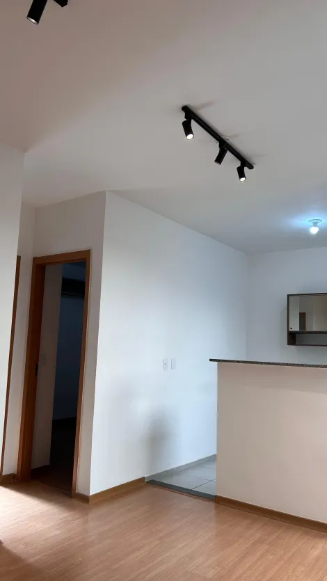 Alugar Apartamento / Padr&atilde;o em S&atilde;o Jos&eacute; do Rio Preto. apenas R$ 1.100,00