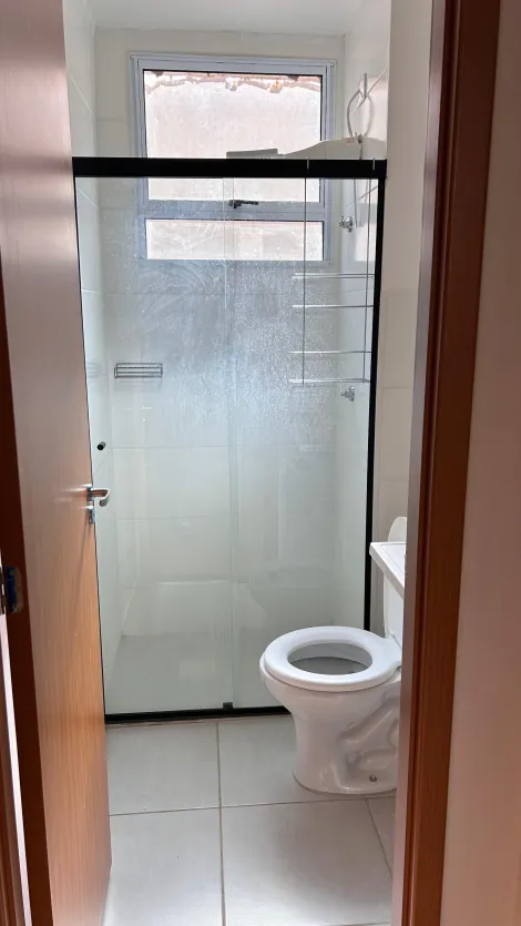 Alugar Apartamento / Padr&atilde;o em S&atilde;o Jos&eacute; do Rio Preto R$ 1.100,00 - Foto 7