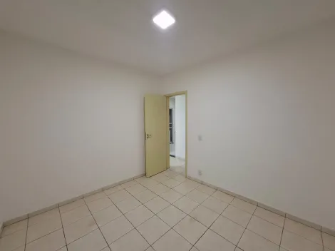 Alugar Apartamento / Padr&atilde;o em S&atilde;o Jos&eacute; do Rio Preto R$ 800,00 - Foto 12