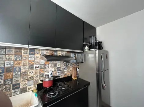 Alugar Apartamento / Padr&atilde;o em S&atilde;o Jos&eacute; do Rio Preto. apenas R$ 170.000,00