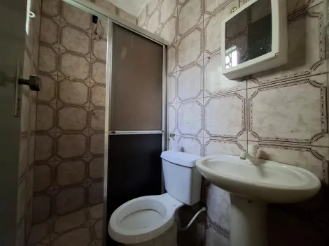 Alugar Casa / Padr&atilde;o em S&atilde;o Jos&eacute; do Rio Preto R$ 1.500,00 - Foto 9