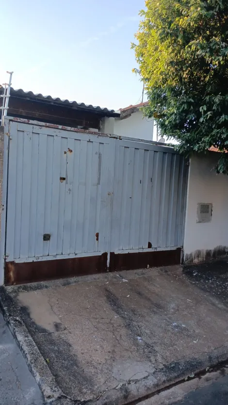 Alugar Casa / Padr&atilde;o em S&atilde;o Jos&eacute; do Rio Preto. apenas R$ 220.000,00