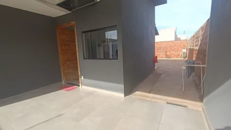 Alugar Casa / Padr&atilde;o em S&atilde;o Jos&eacute; do Rio Preto R$ 1.800,00 - Foto 4