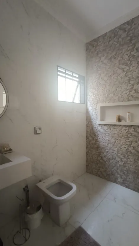 Alugar Casa / Padr&atilde;o em S&atilde;o Jos&eacute; do Rio Preto R$ 1.800,00 - Foto 16