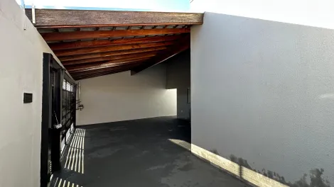 Comprar Casa / Padr&atilde;o em Mirassol R$ 395.000,00 - Foto 3