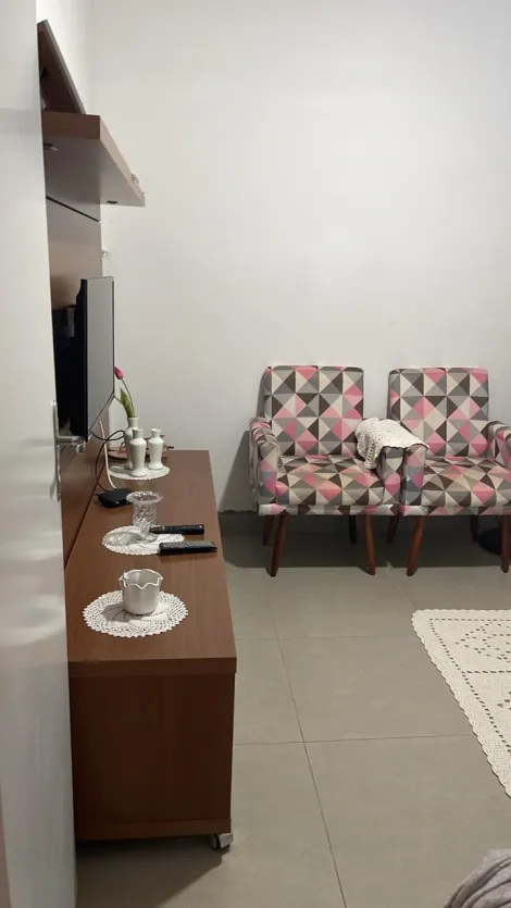 Alugar Casa / Padr&atilde;o em Bady Bassitt. apenas R$ 215.000,00