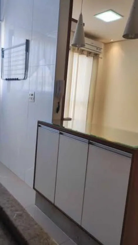 Alugar Apartamento / Padr&atilde;o em S&atilde;o Jos&eacute; do Rio Preto R$ 1.900,00 - Foto 2