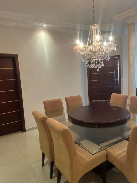 Alugar Casa / Padr&atilde;o em S&atilde;o Jos&eacute; do Rio Preto. apenas R$ 3.700,00