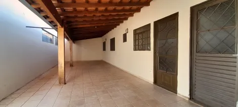 Alugar Casa / Padr&atilde;o em S&atilde;o Jos&eacute; do Rio Preto. apenas R$ 1.200,00