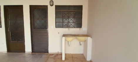 Alugar Casa / Padr&atilde;o em S&atilde;o Jos&eacute; do Rio Preto R$ 1.200,00 - Foto 13
