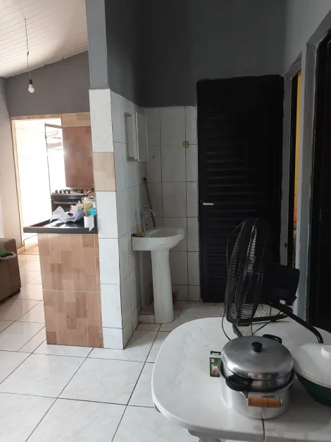Comprar Casa / Padr&atilde;o em Talhados R$ 200.000,00 - Foto 4