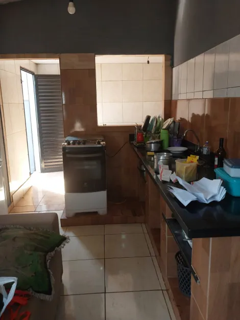 Comprar Casa / Padr&atilde;o em Talhados R$ 200.000,00 - Foto 5