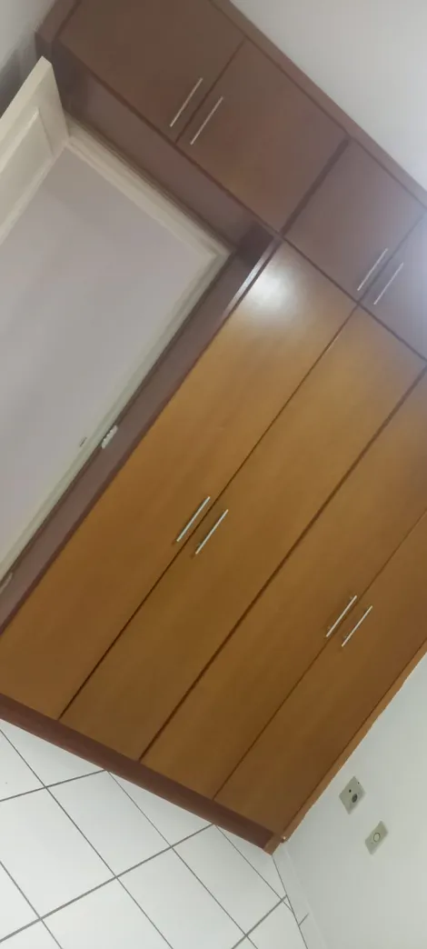 Comprar Apartamento / Padr&atilde;o em Ara&ccedil;atuba R$ 320.000,00 - Foto 8