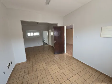 Alugar Casa / Padr&atilde;o em S&atilde;o Jos&eacute; do Rio Preto R$ 2.350,00 - Foto 7