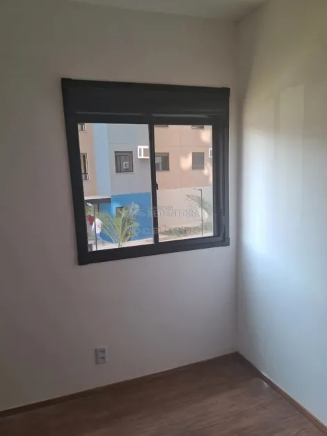 Alugar Apartamento / Padr&atilde;o em S&atilde;o Jos&eacute; do Rio Preto R$ 1.400,00 - Foto 4