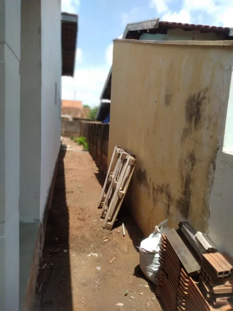 Comprar Casa / Padr&atilde;o em Ibir&aacute; R$ 200.000,00 - Foto 18