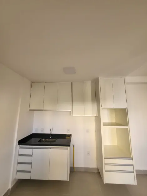 Alugar Apartamento / Padr&atilde;o em S&atilde;o Jos&eacute; do Rio Preto R$ 2.000,00 - Foto 9