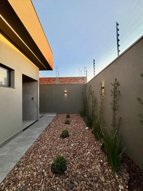 Comprar Casa / Padr&atilde;o em S&atilde;o Jos&eacute; do Rio Preto R$ 650.000,00 - Foto 18