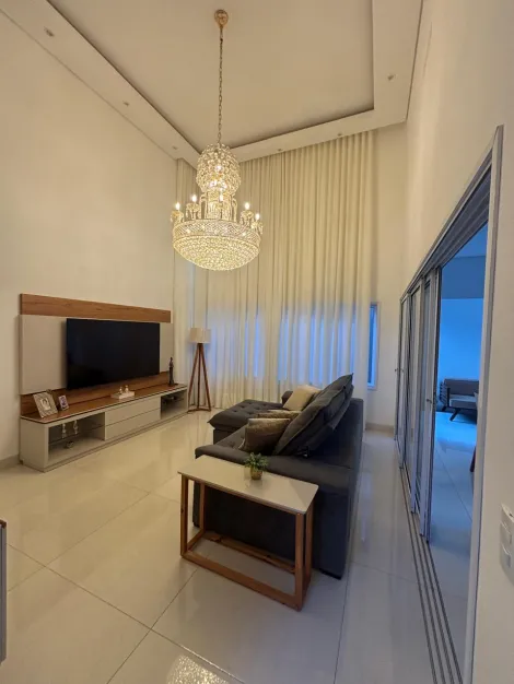 Alugar Casa / Condom&iacute;nio em S&atilde;o Jos&eacute; do Rio Preto. apenas R$ 1.250.000,00
