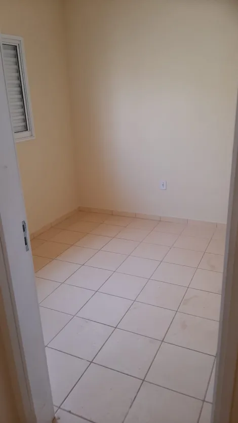 Alugar Casa / Padr&atilde;o em S&atilde;o Jos&eacute; do Rio Preto R$ 1.200,00 - Foto 13