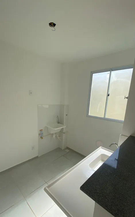 Alugar Apartamento / Padr&atilde;o em S&atilde;o Jos&eacute; do Rio Preto R$ 1.200,00 - Foto 2