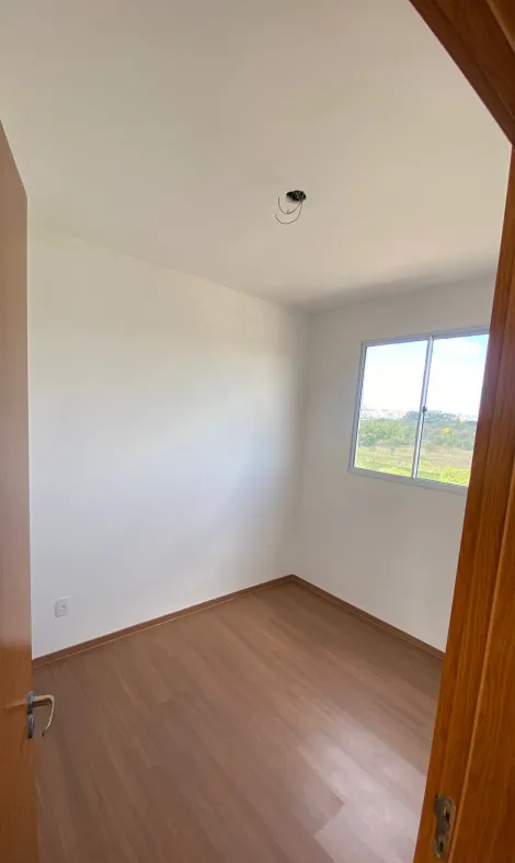Alugar Apartamento / Padr&atilde;o em S&atilde;o Jos&eacute; do Rio Preto R$ 1.200,00 - Foto 8