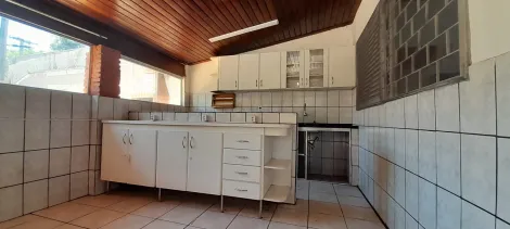 Alugar Casa / Padr&atilde;o em S&atilde;o Jos&eacute; do Rio Preto. apenas R$ 1.350,00