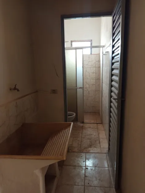 Alugar Casa / Padr&atilde;o em S&atilde;o Jos&eacute; do Rio Preto R$ 1.100,00 - Foto 12