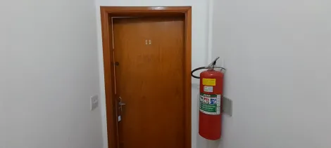 Alugar Apartamento / Padr&atilde;o em S&atilde;o Jos&eacute; do Rio Preto R$ 1.500,00 - Foto 11