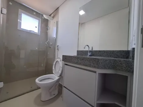 Alugar Apartamento / Padr&atilde;o em S&atilde;o Jos&eacute; do Rio Preto R$ 2.000,00 - Foto 11