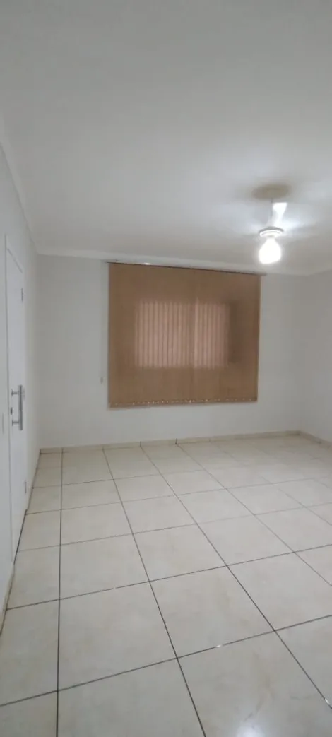 Alugar Apartamento / Padr&atilde;o em S&atilde;o Jos&eacute; do Rio Preto. apenas R$ 1.000,00