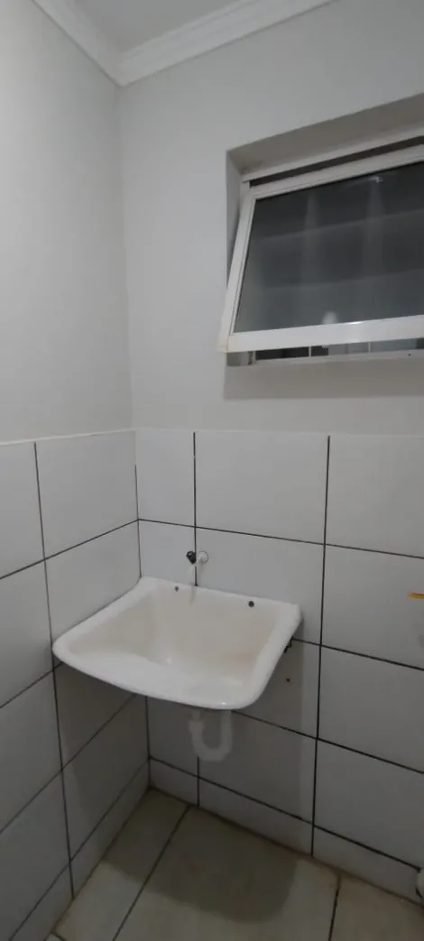 Alugar Apartamento / Padr&atilde;o em S&atilde;o Jos&eacute; do Rio Preto R$ 1.000,00 - Foto 10