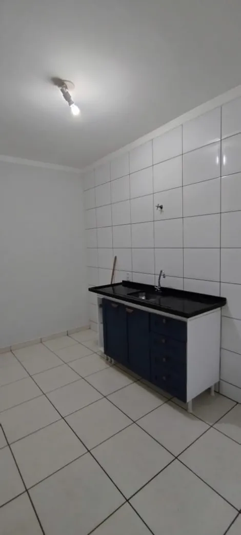 Alugar Apartamento / Padr&atilde;o em S&atilde;o Jos&eacute; do Rio Preto R$ 1.000,00 - Foto 4