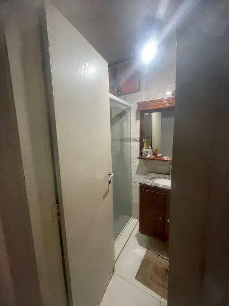 Alugar Apartamento / Padr&atilde;o em S&atilde;o Jos&eacute; do Rio Preto. apenas R$ 245.000,00