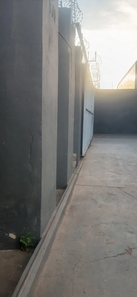 Alugar Comercial / Sal&atilde;o em S&atilde;o Jos&eacute; do Rio Preto R$ 6.000,00 - Foto 24