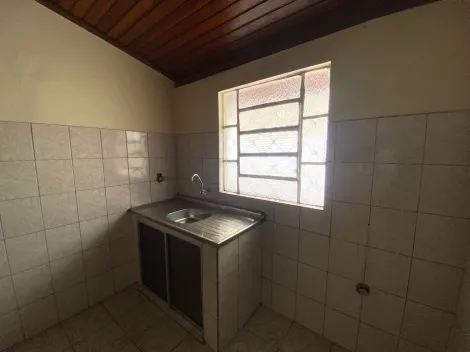 Alugar Casa / Padr&atilde;o em S&atilde;o Jos&eacute; do Rio Preto R$ 850,00 - Foto 7