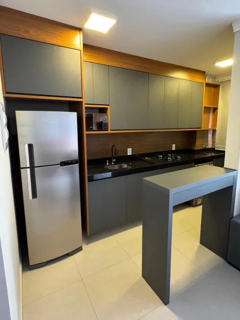 Alugar Apartamento / Padr&atilde;o em S&atilde;o Jos&eacute; do Rio Preto R$ 3.300,00 - Foto 5