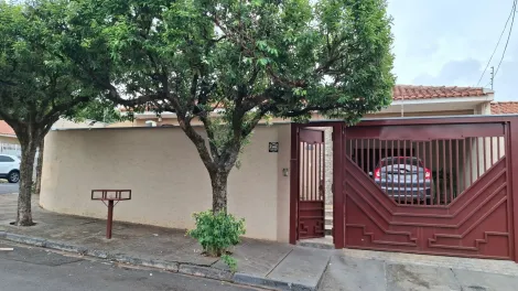 Alugar Casa / Padr&atilde;o em S&atilde;o Jos&eacute; do Rio Preto. apenas R$ 440.000,00